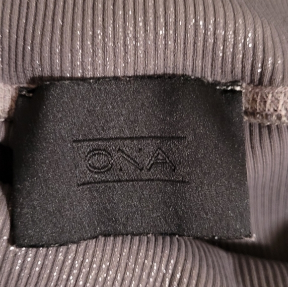 (2pcs)ONA by Yoon Chung Colorblock Ivory/Tan and Grey Shimmer Leggings - Picture 13 of 14